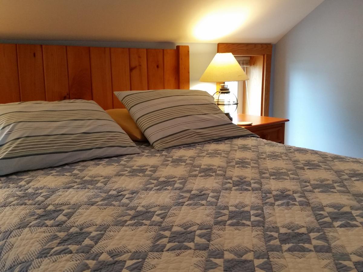 Mariaville Lake B & B Pattersonville Exterior photo