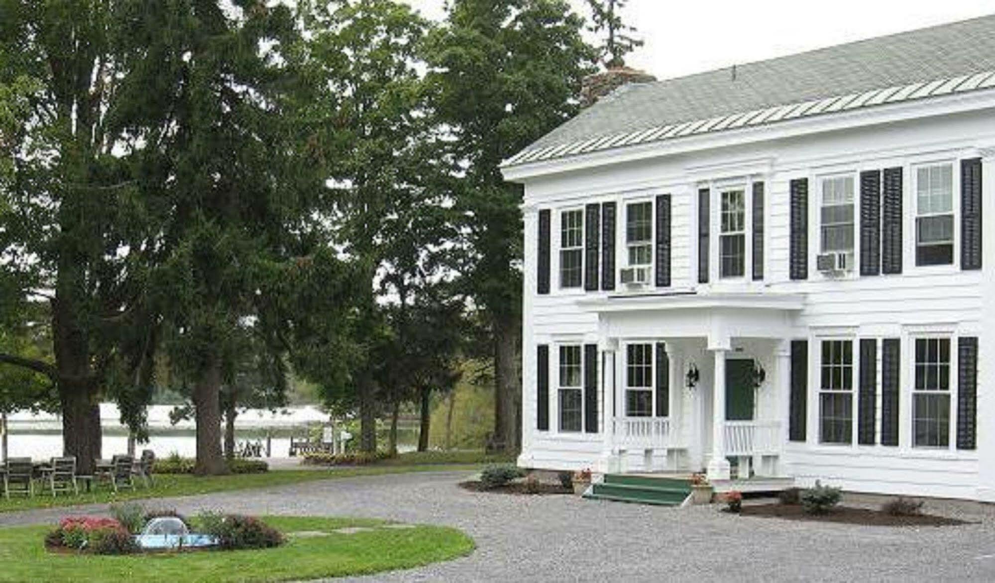 Mariaville Lake B & B Pattersonville Exterior photo