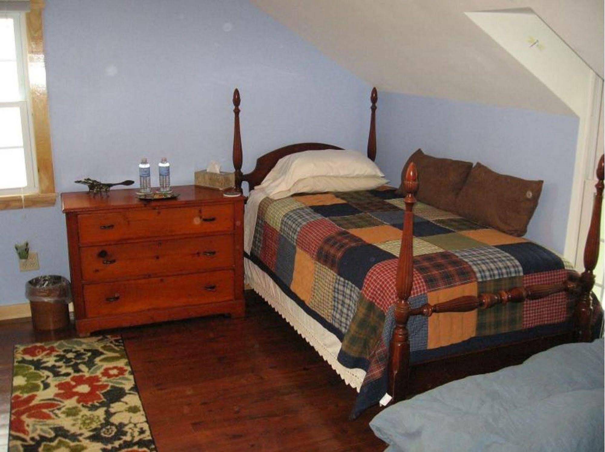 Mariaville Lake B & B Pattersonville Exterior photo